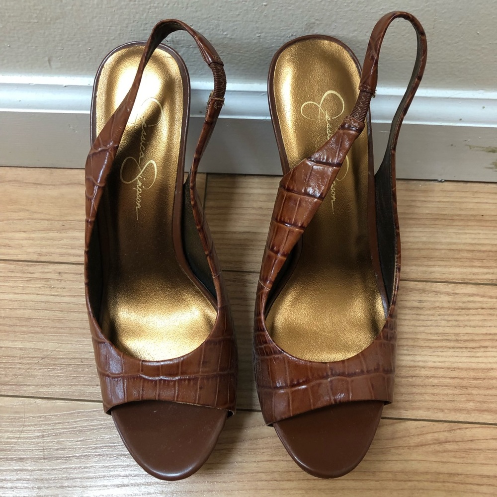 Jessica Simpson brown sling backs!